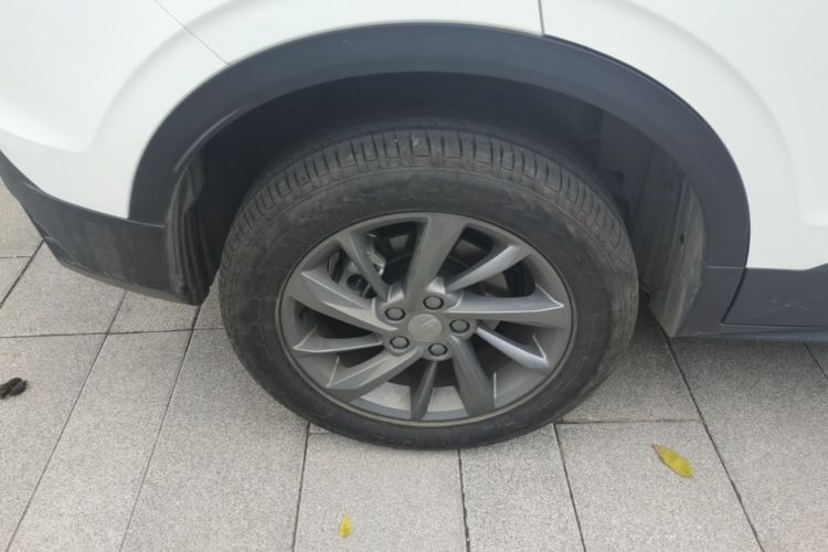 GEELY Coolray 2025 #10 GEELY Coolray 2025 car image #10