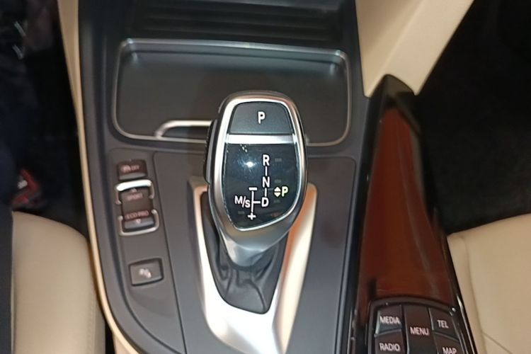 BMW 3 Series 2016 #14 BMW 3 Series 2016 car image #14