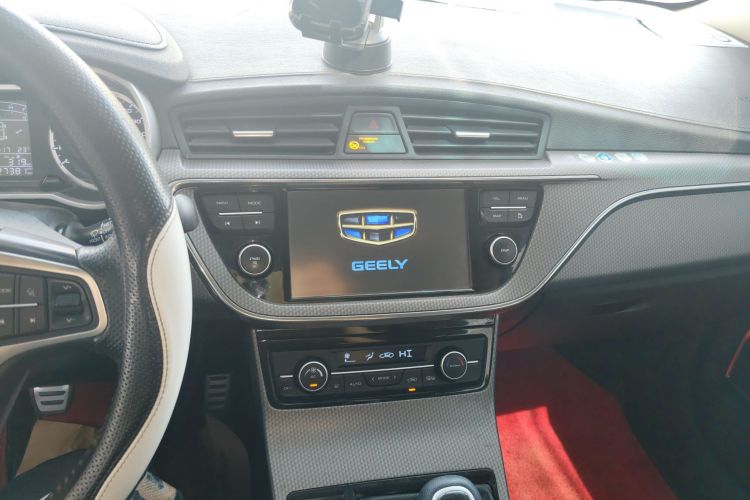 GEELY Emgrand GS 2017 car image #13