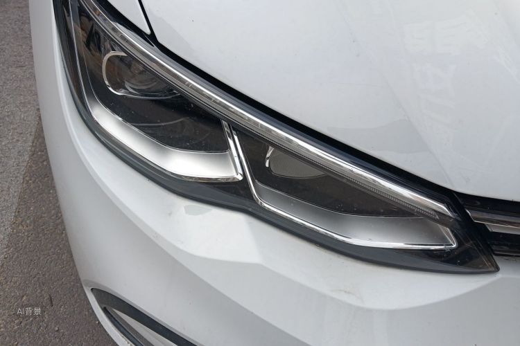 Volkswagen Golf 2021 car image #8