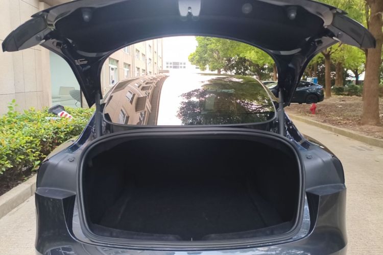 Tesla Model 3 2024 #19 Tesla Model 3 2024 car image #19
