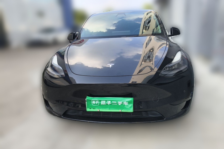 Tesla Model Y 2023 immagine di auto #3