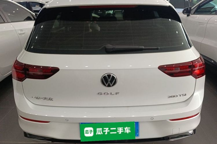 Volkswagen Golf 2021 car image #4