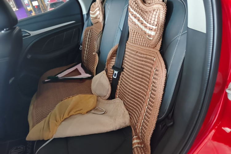 MG ZS 2017 car image #13