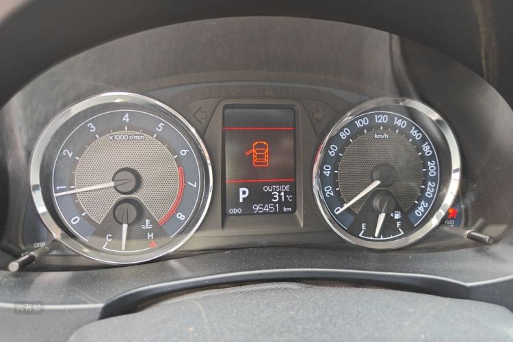 Toyota Corolla 2016 #13 Toyota Corolla 2016 car image #13