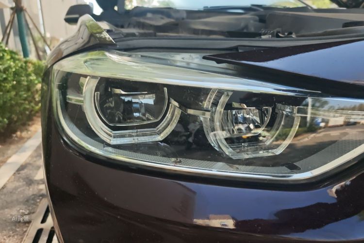 BMW 3 Series 2019 #8 BMW 3 Series 2019 car image #8