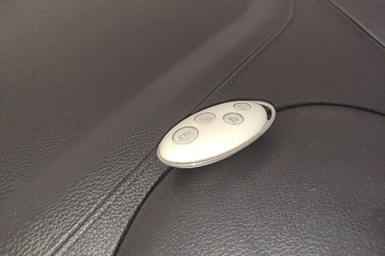 BYD Yuan New Energy 2019 car image #9