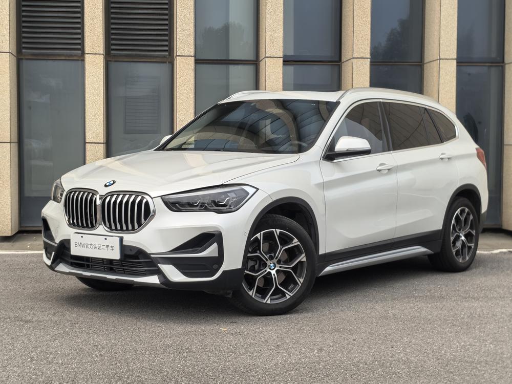 BMW X1 2020 BMW X1 2020 car image