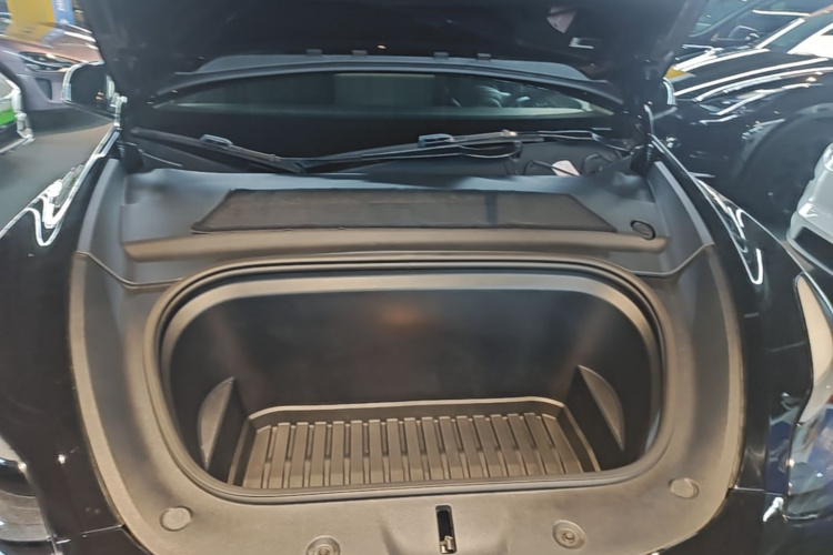 Tesla Model Y 2022 #20 Tesla Model Y 2022 car image #20