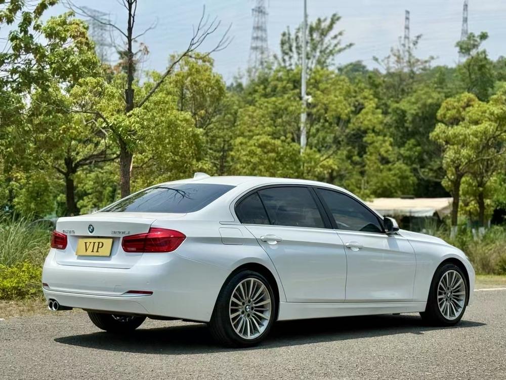 BMW 3 Series 2019 #6 BMW 3 Series 2019 car image #6