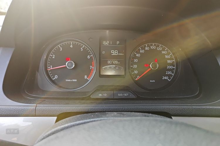 Volkswagen Lavida 2015 car image #14