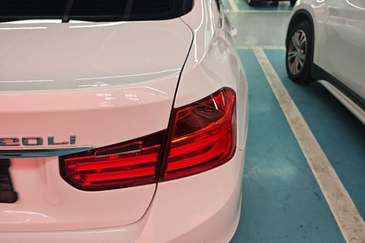 BMW 3 Series 2015 #8 BMW 3 Series 2015 car image #8