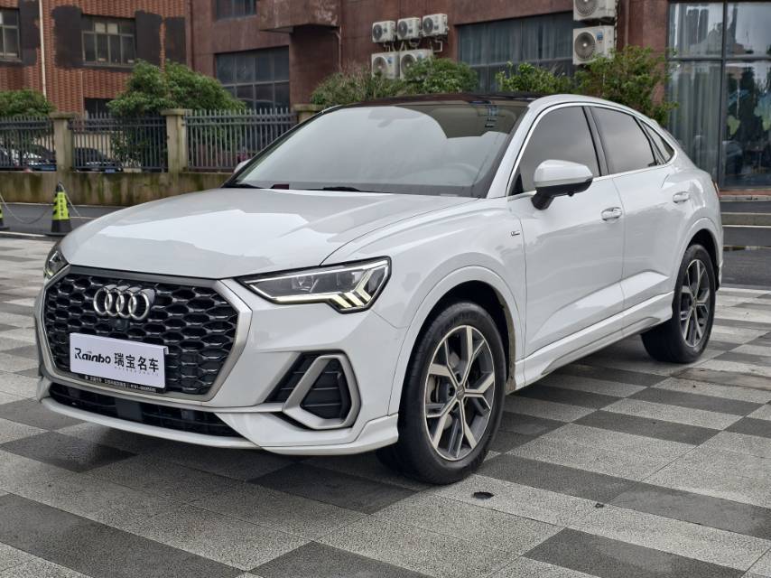 Audi Q3 Sportback 2020 Audi Q3 Sportback 2020 car image