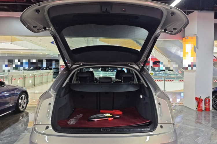 Audi Q3 2019 #21 Audi Q3 2019 car image #21