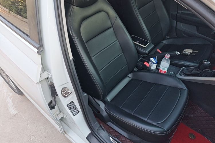 Volkswagen Polo 2024 car image #24