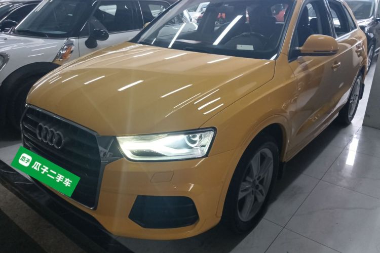Audi Q3 2016 car image #2