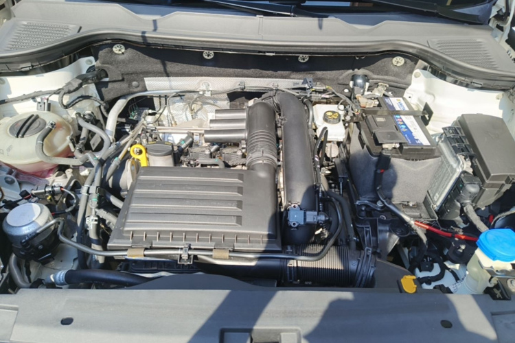 Volkswagen Tharu 2019 car image #20