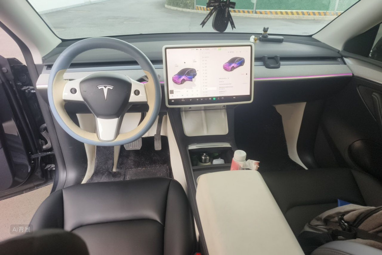 Tesla Model Y 2024 #11 Tesla Model Y 2024 immagine di auto #11