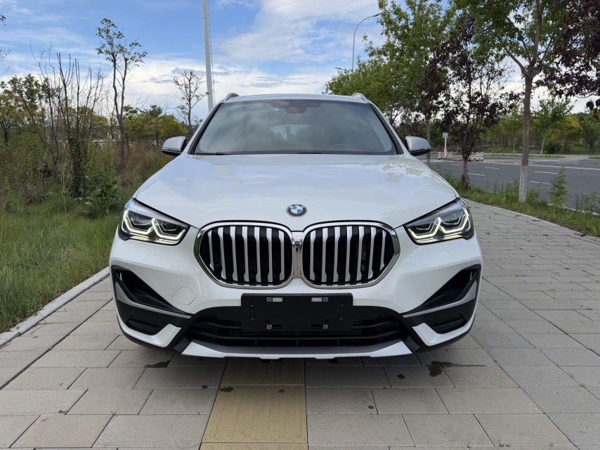BMW X1 2023 immagine di auto #2