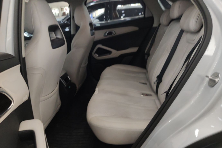 BYD YuanUP 2025 #17 BYD YuanUP 2025 immagine di auto #17