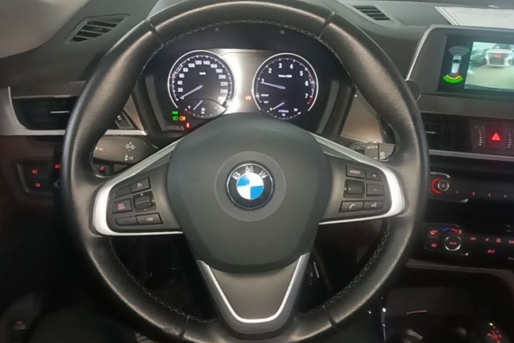 BMW X1 2018 #11 BMW X1 2018 car image #11