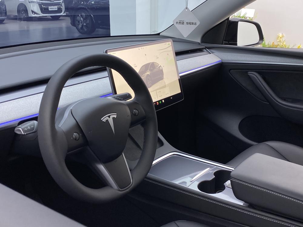 Tesla Model Y 2024 #24 Tesla Model Y 2024 car image #24