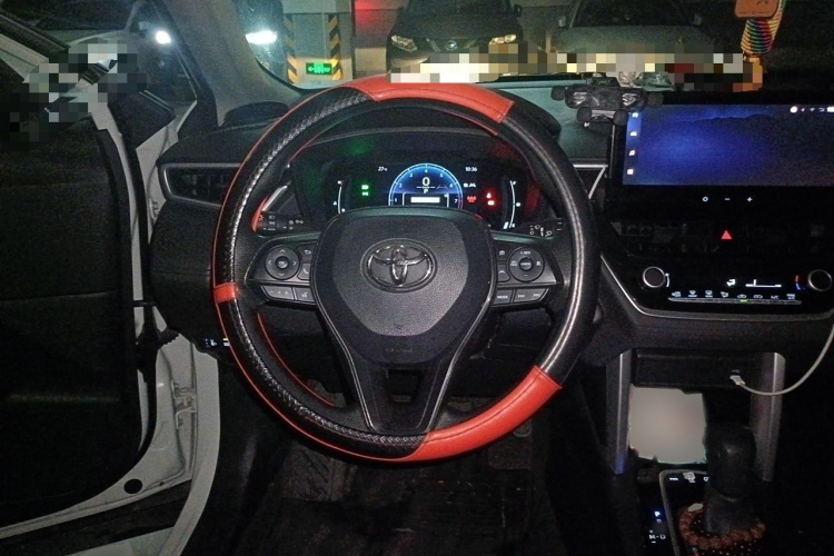 Toyota Corolla Cross 2024 #15 Toyota Corolla Cross 2024 car image #15
