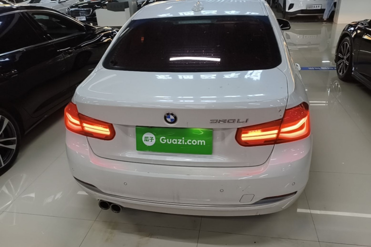 BMW 3 Series 2017 car image #6
