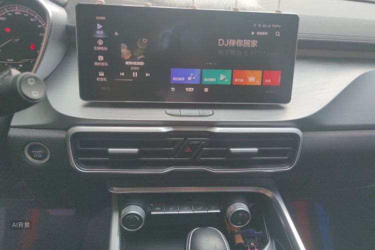GEELY Coolray 2020 car image #15
