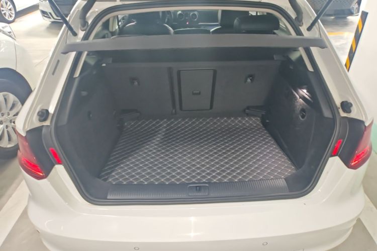Audi A3 2017 immagine di auto #19
