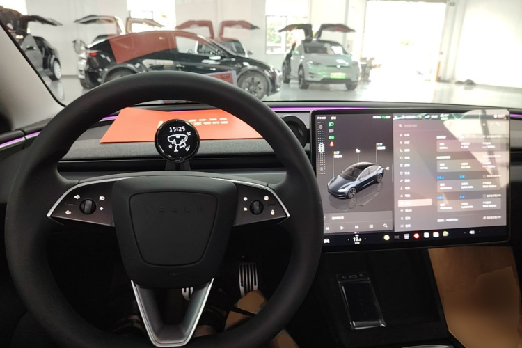 Tesla Model 3 2024 #11 Tesla Model 3 2024 car image #11
