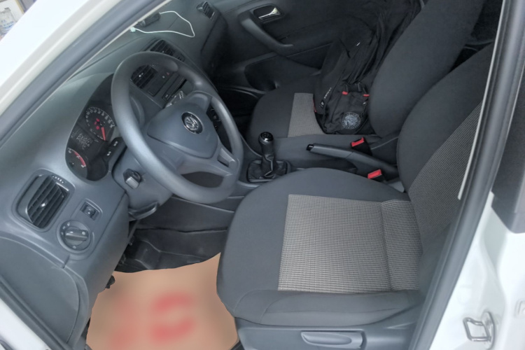 Volkswagen Polo 2016 #19 Volkswagen Polo 2016 car image #19