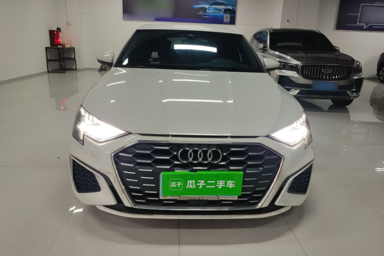 Audi A3 2021 immagine di auto #3