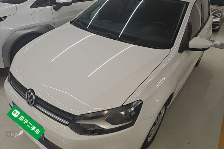 Volkswagen Polo 2017 car image #2