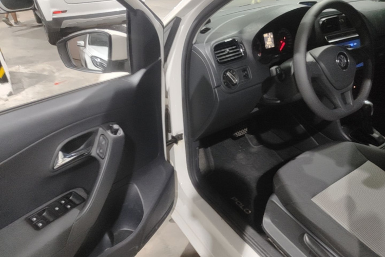 Volkswagen Polo 2019 #16 Volkswagen Polo 2019 car image #16