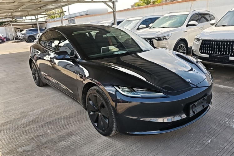 Tesla Model 3 2024 #4 Tesla Model 3 2024 car image #4