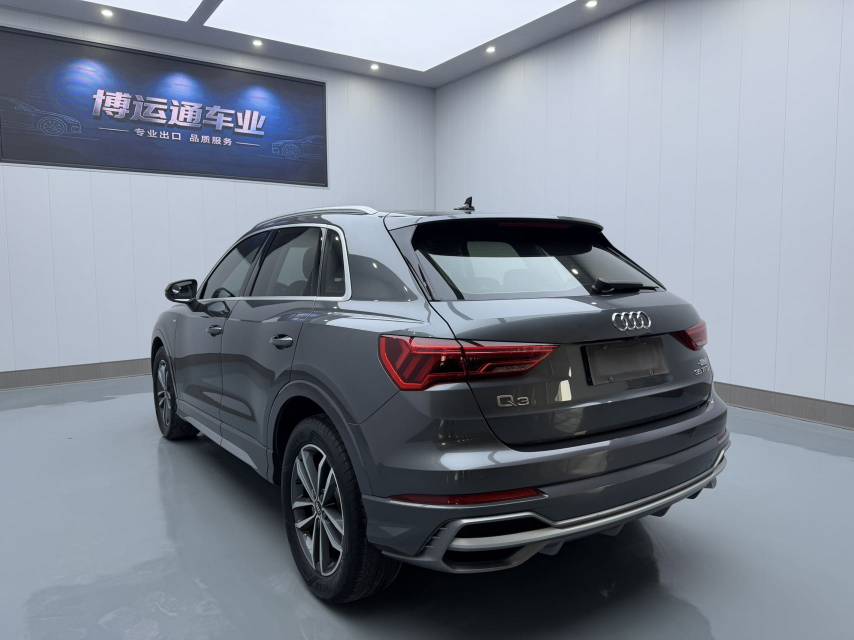Audi Q3 2022 #4 Audi Q3 2022 car image #4