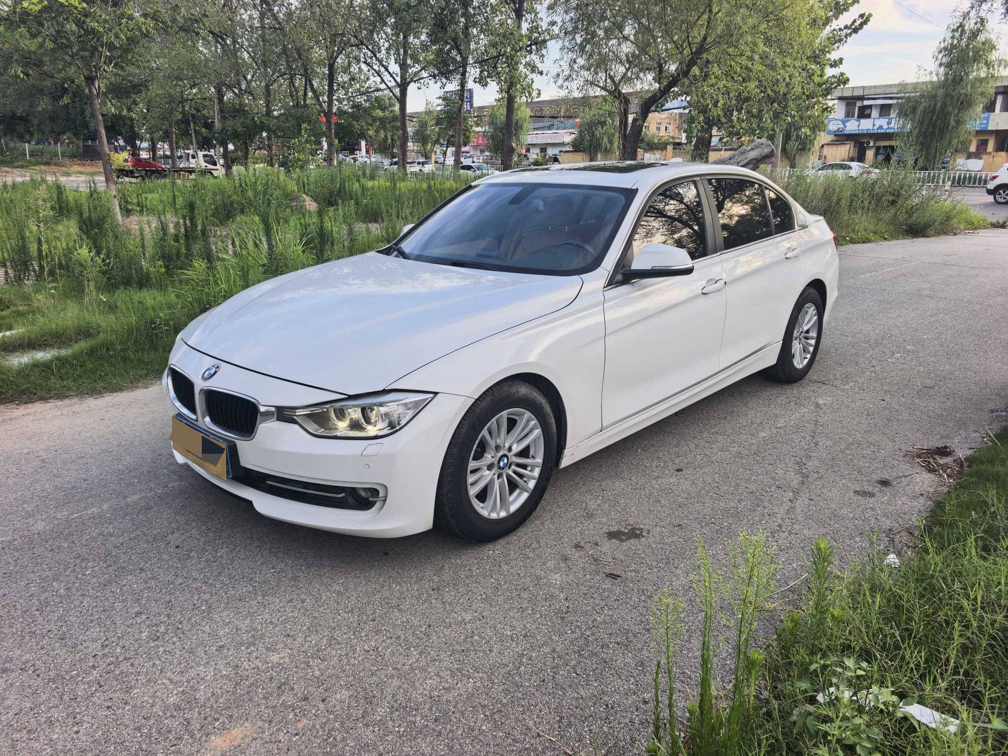 BMW 3 Series 2014 BMW 3 Series 2014 car image