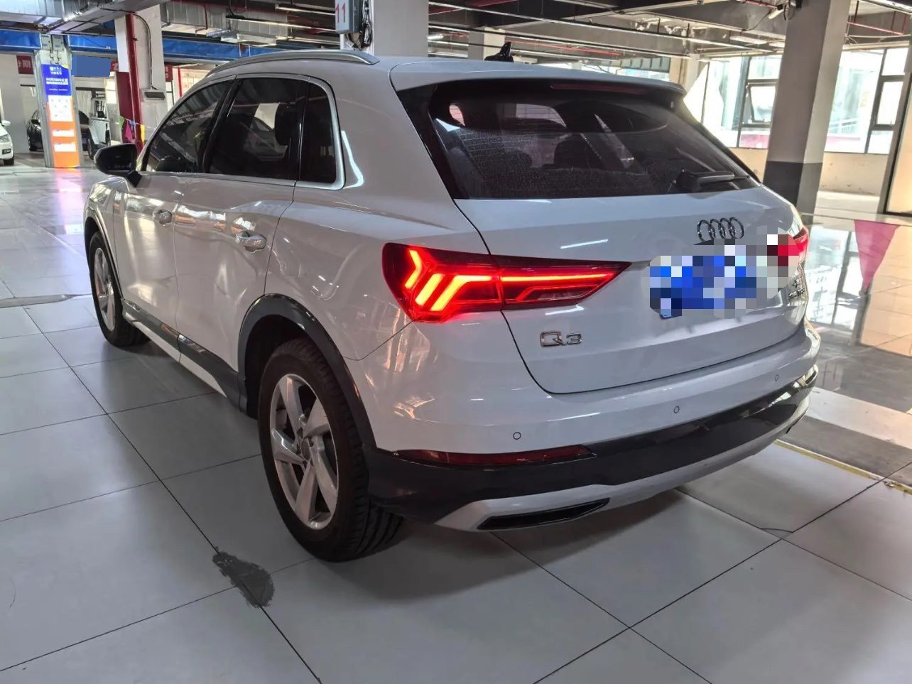 Audi Q3 2019 #4 Audi Q3 2019 car image #4