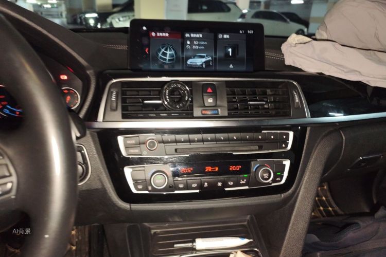 BMW 3 Series 2019 car image #15