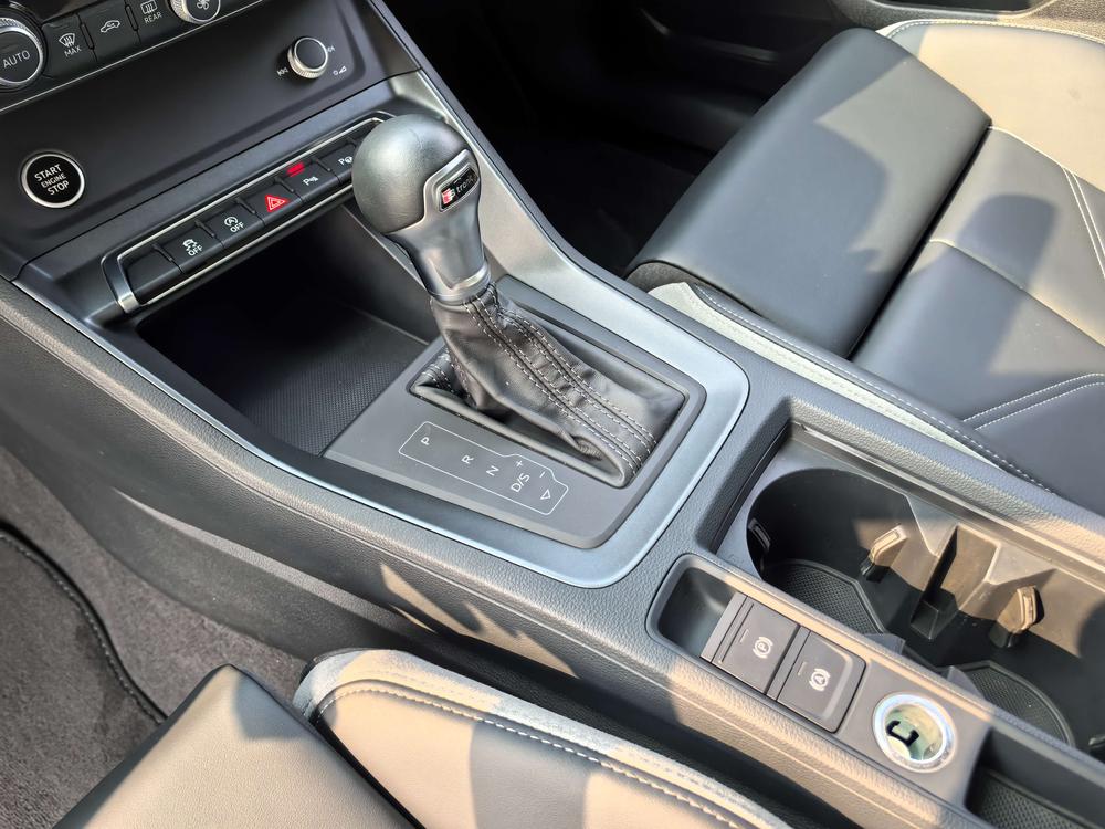 Audi Q3 2023 #20 Audi Q3 2023 car image #20