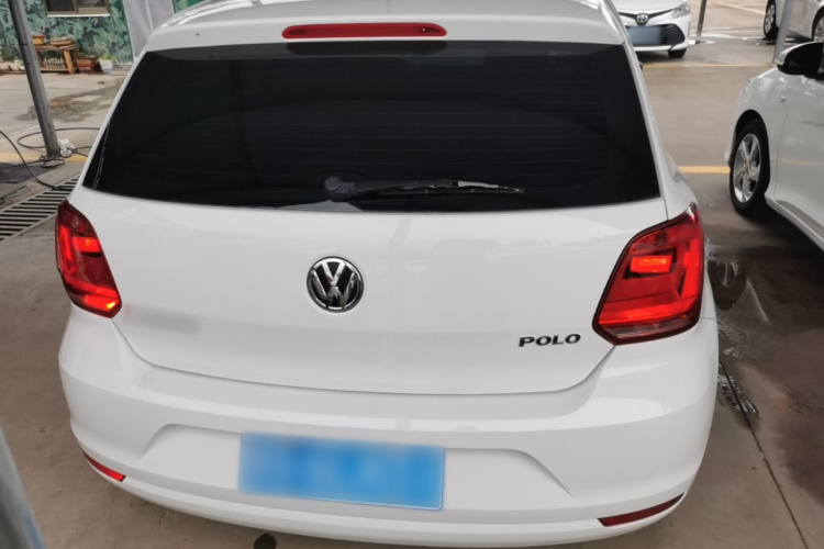 Volkswagen Polo 2018 car image #6