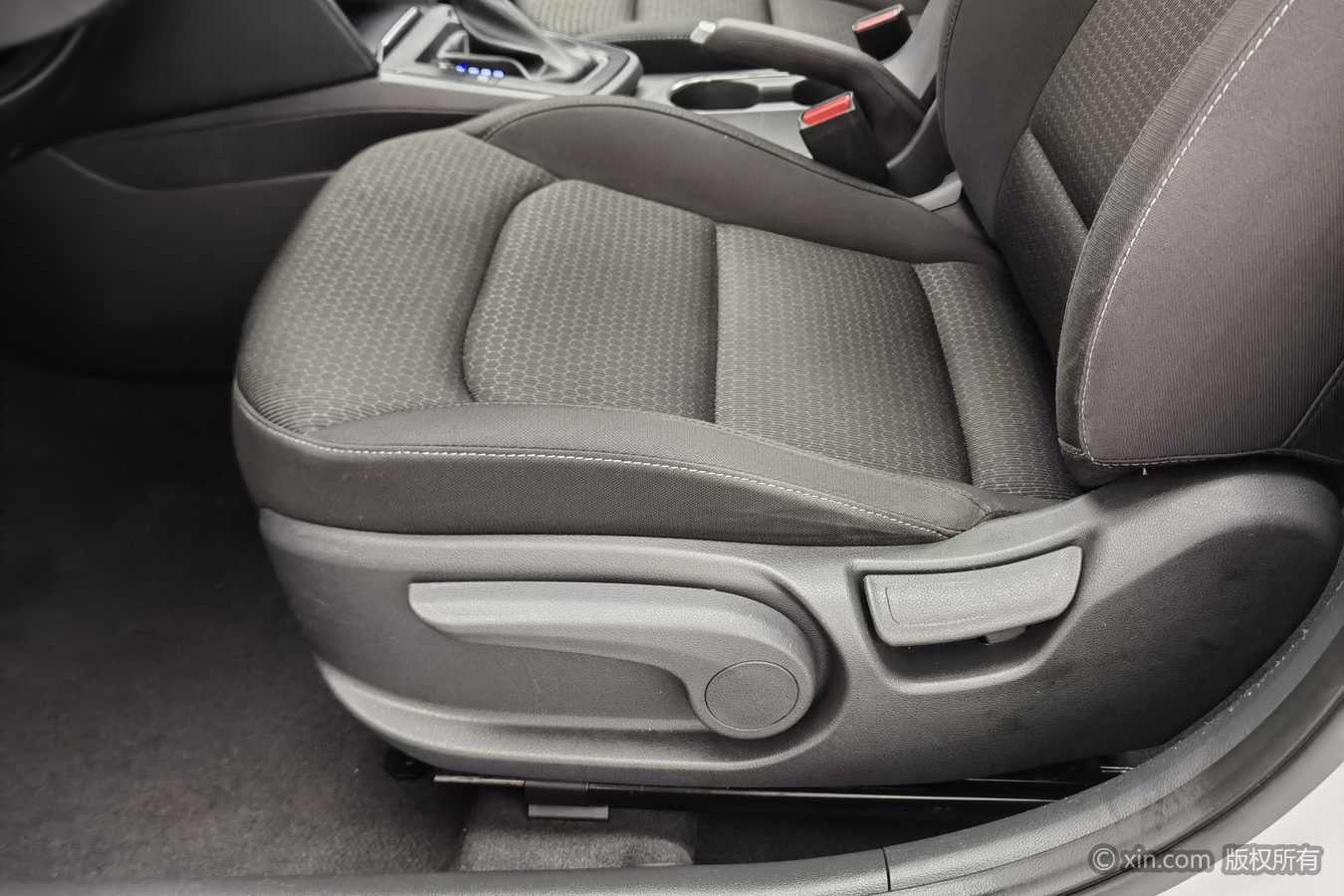 Hyundai Elantra AD 2017 imagen de coche #21