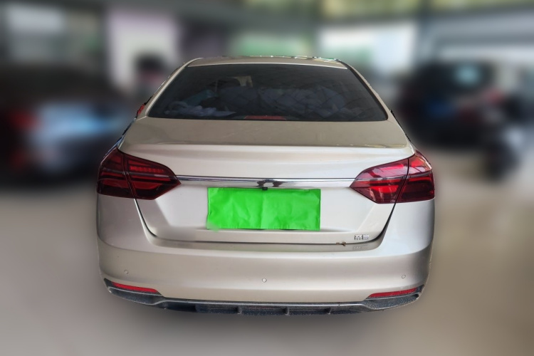 GEELY Emgrand 2019 #4 GEELY Emgrand 2019 car image #4