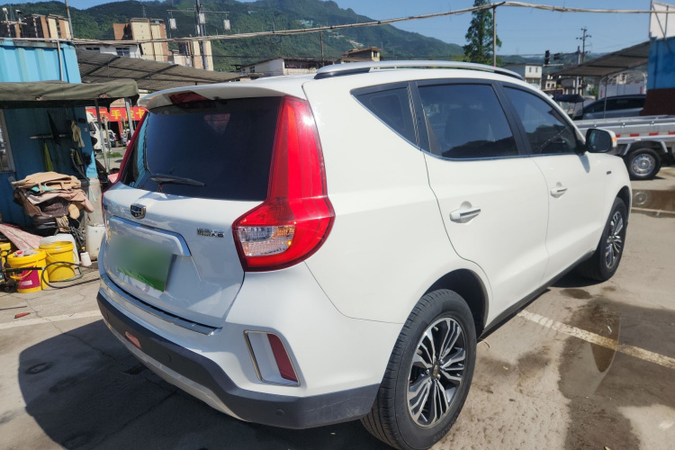 GEELY Vision X6 2018 immagine di auto #7