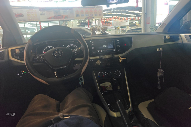 Volkswagen Polo 2021 immagine di auto #11