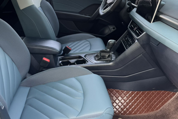 Volkswagen Tharu 2023 immagine di auto #17