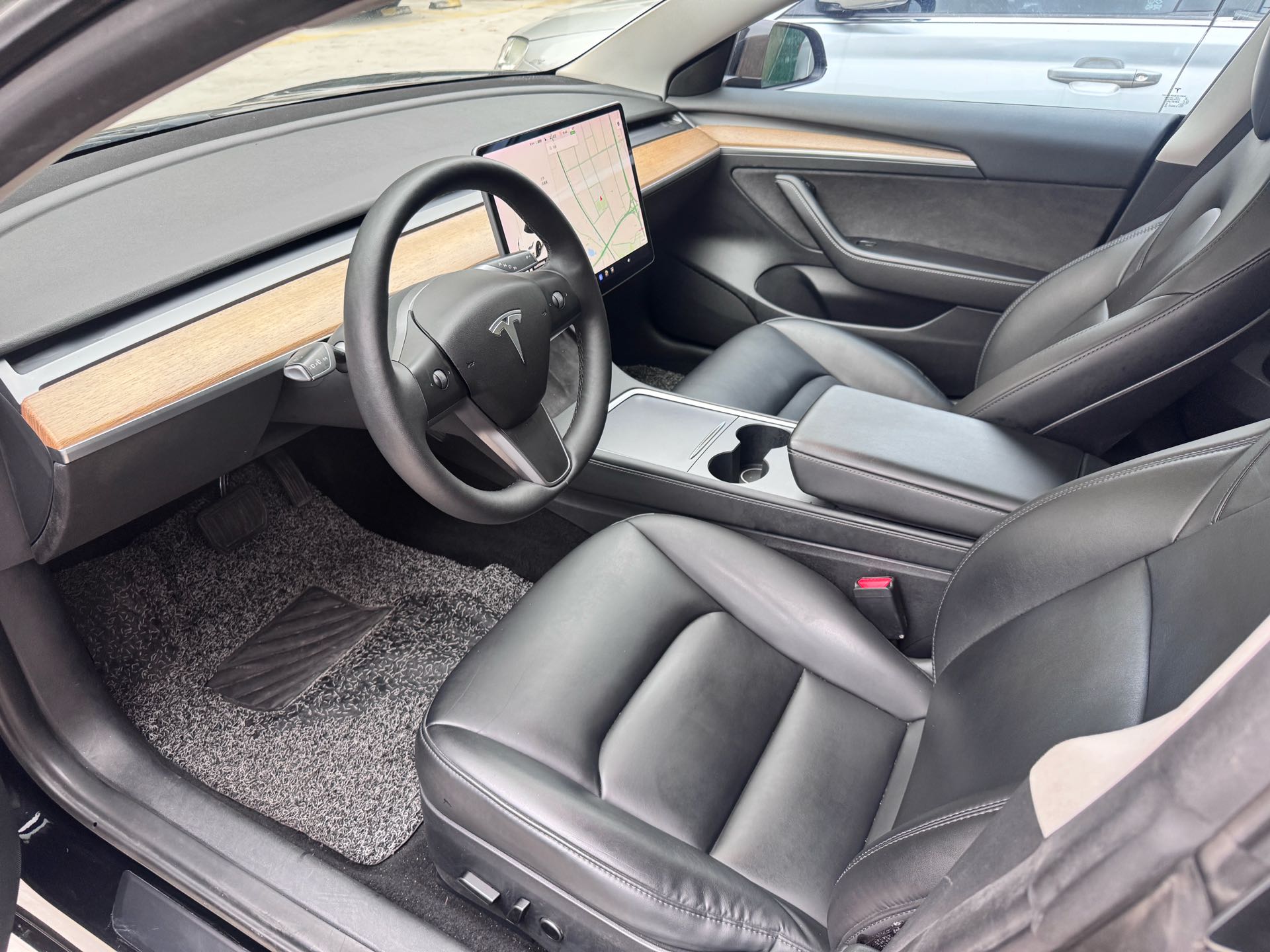 Tesla Model 3 2021 #4 Tesla Model 3 2021 car image #4