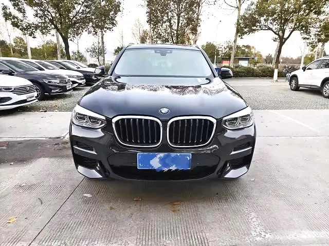 BMW X3 2021 #2 BMW X3 2021 car image #2