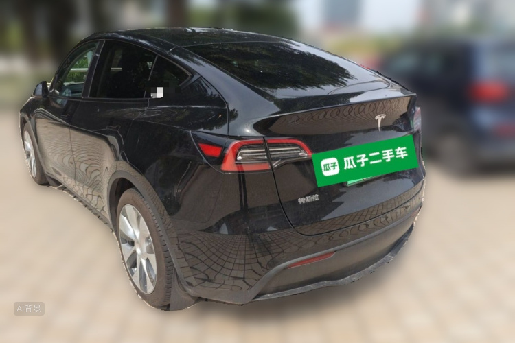 Tesla Model Y 2023 #5 Tesla Model Y 2023 car image #5